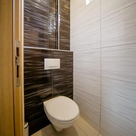 Pansion Milena I Mario 3*